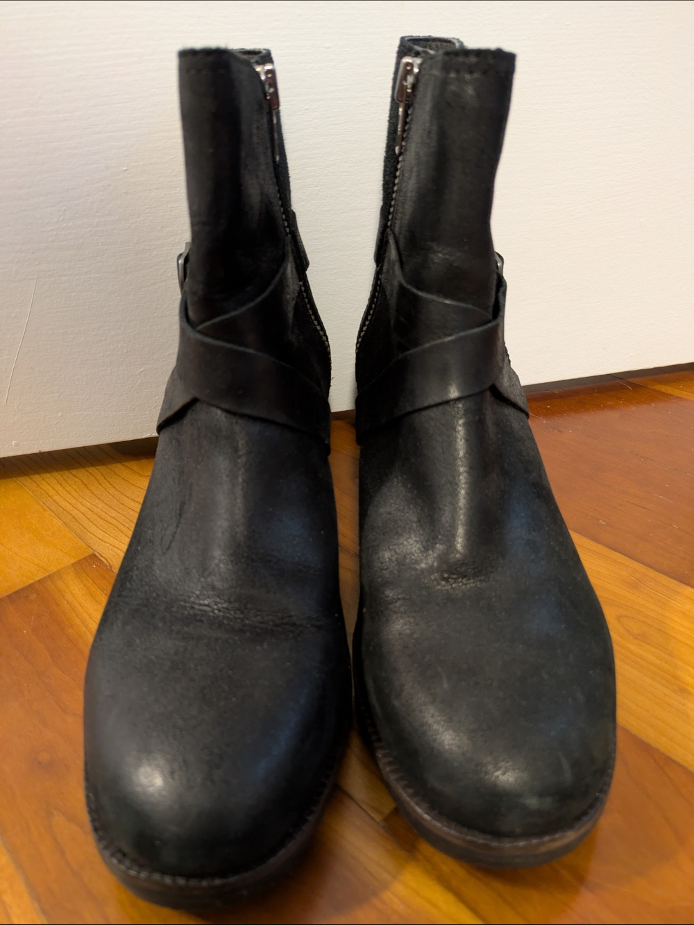 Sorel Black Leather Ankle Boots